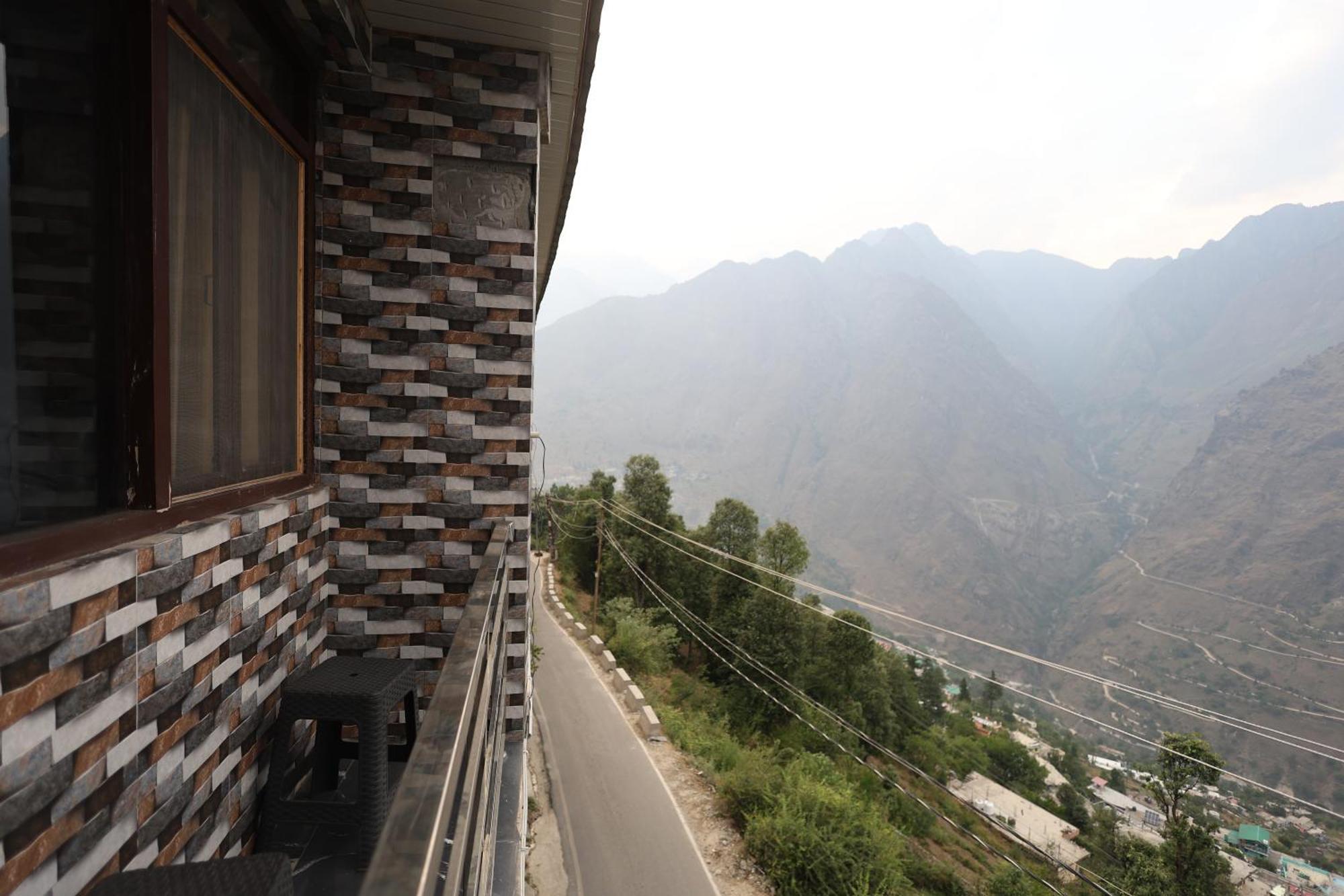 Sleeping Beauty Hotel Moutain View Property โจชิมัธ ภายนอก รูปภาพ